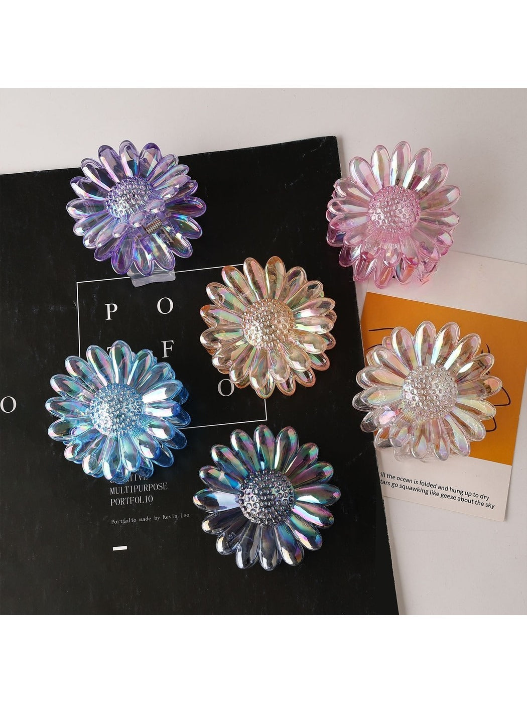 Beau - Flower Shaped Decorative Plastic Alloy Claw Clip