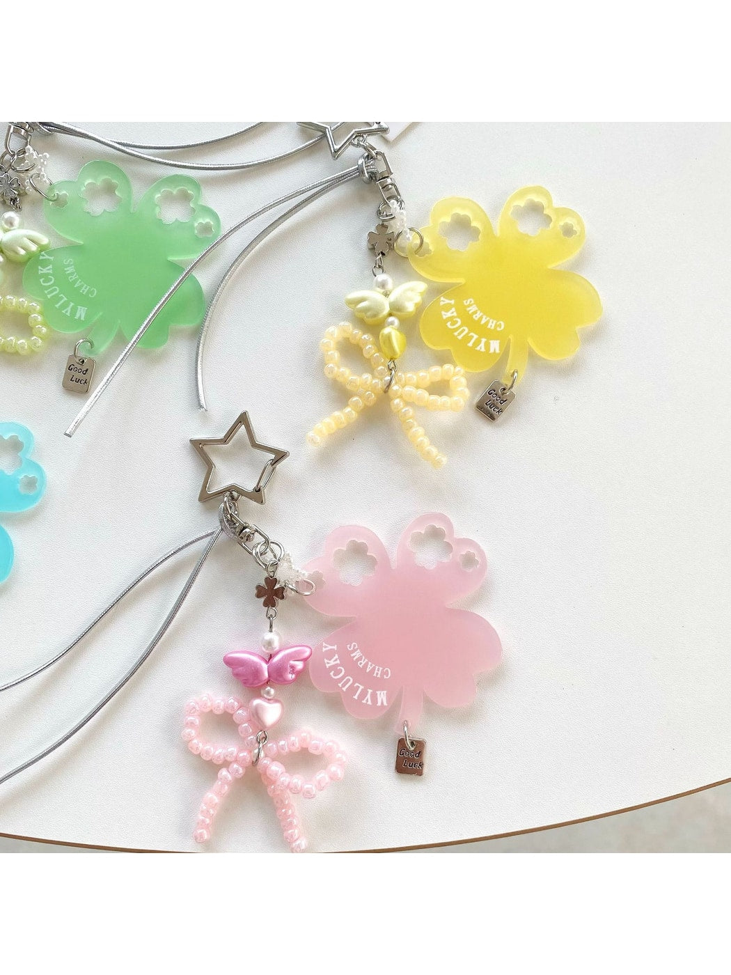 Keypus - Acrylic Clover Bow Beaded Bag Charm Keychain