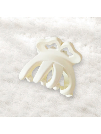 Beau - Fashion Crown Shaped Hollow Plastic Claw Clip
