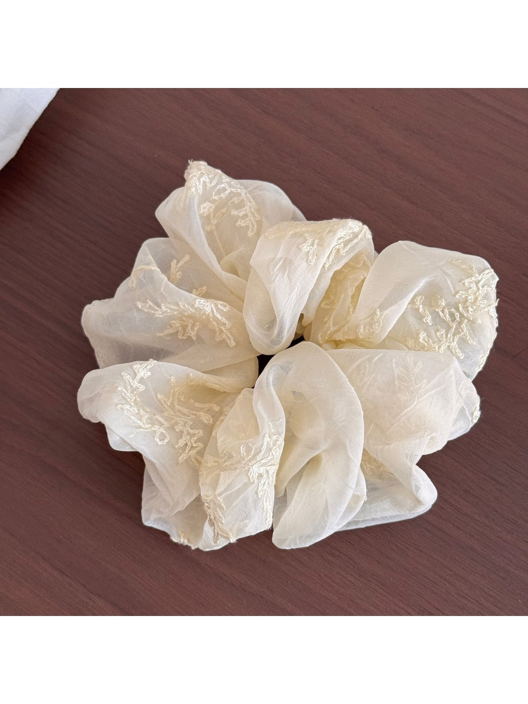 Gifty - Irregular Embroidered Polyester Scrunchie