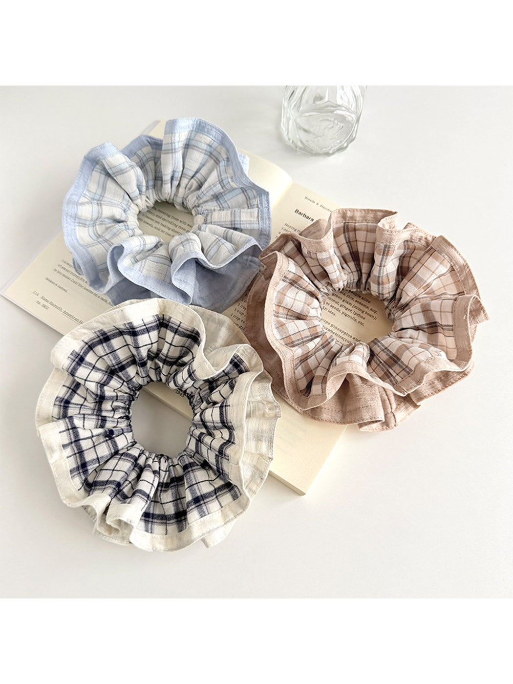 Gifty - Pleated Plaid Polyester Fabric Scrunchie