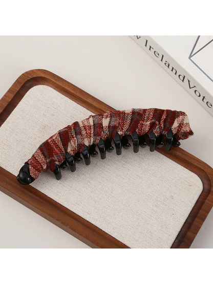 Beau - Minimal Striped Plaid Banana Clip
