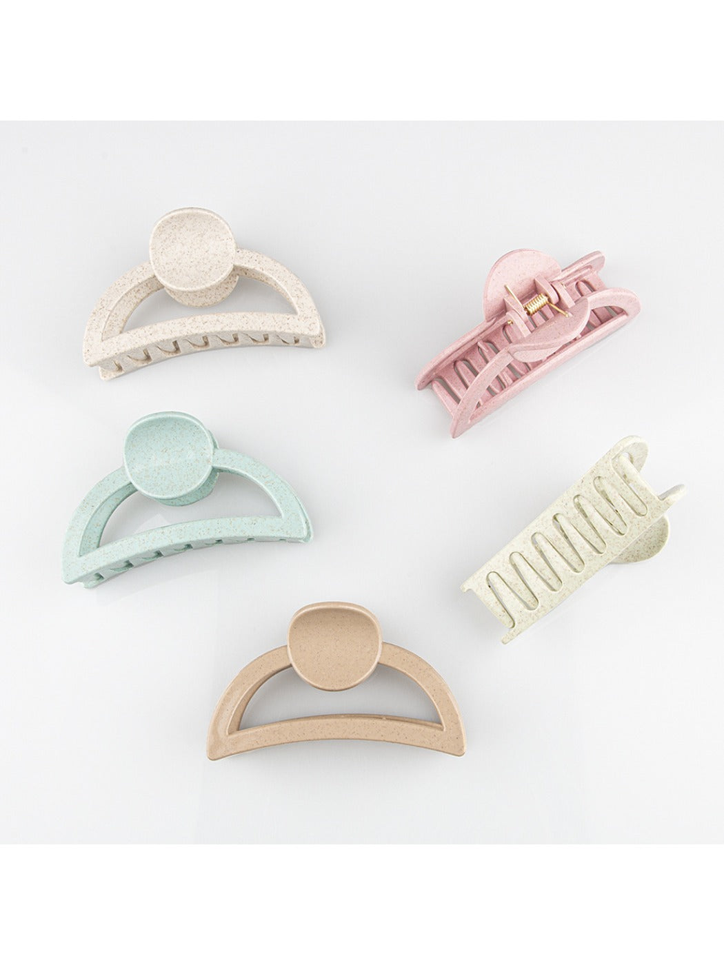 Beau - Minimalist Half Round Openwork Claw Clip