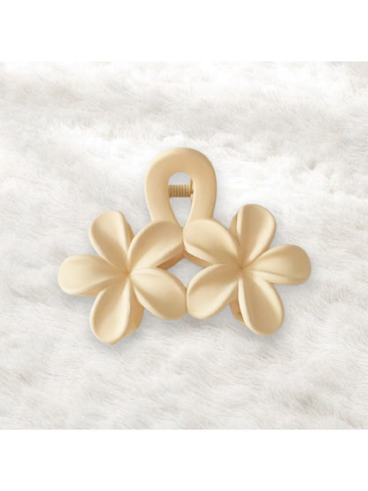 Beau - Matte Petal Design Floral Hair Claw Clip