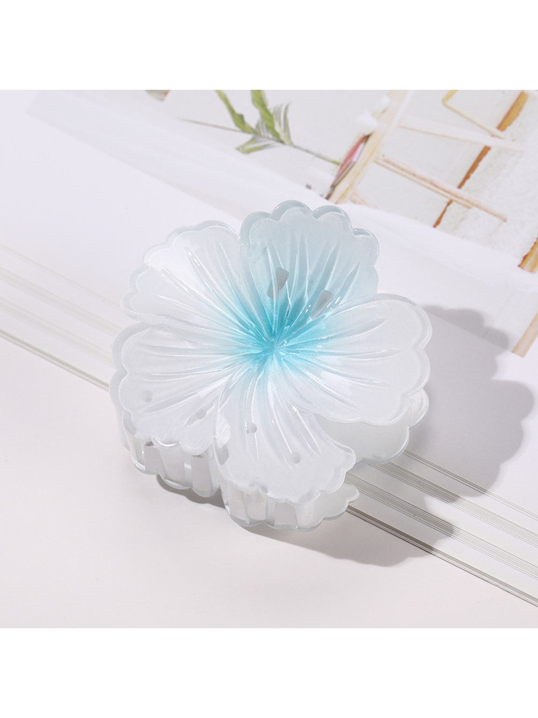 Beau - Garden Style Bloom Design Hair Claw Clip