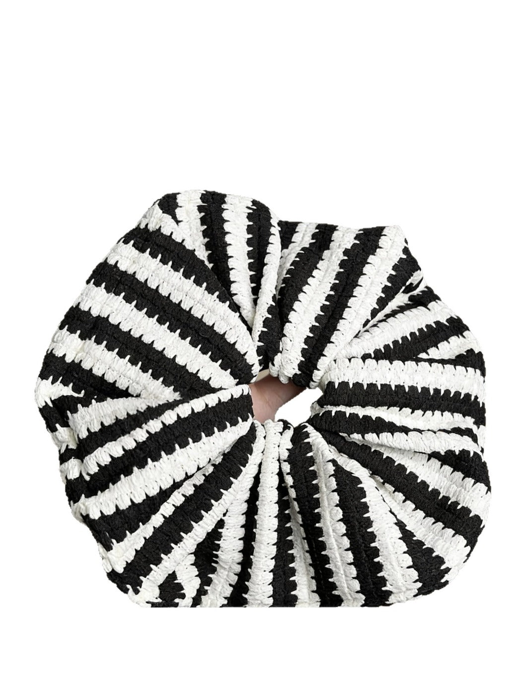 Gifty - Modern Color Blocked Striped Scrunchie