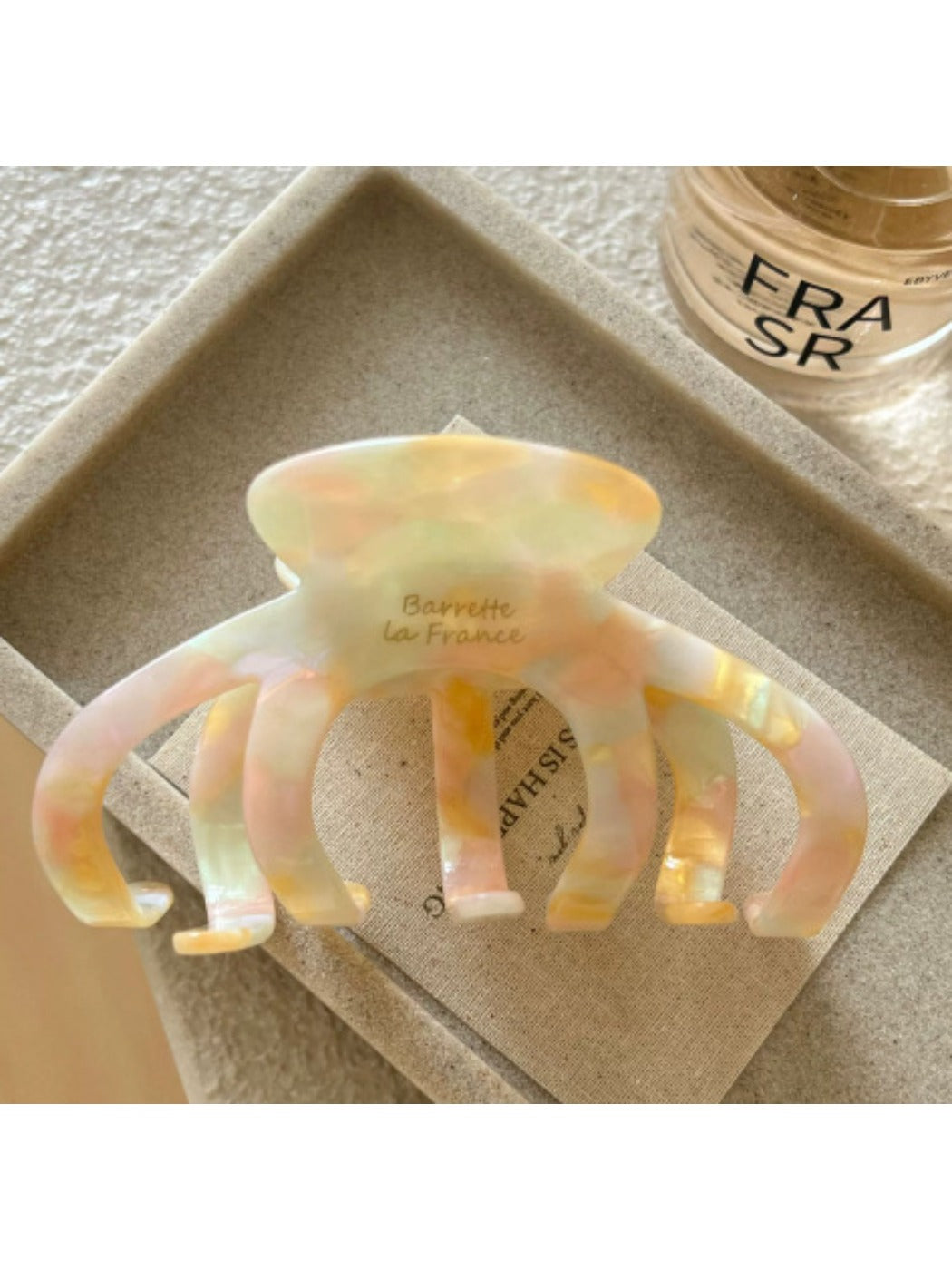 Beau - Maillard Oversized Hair Clip