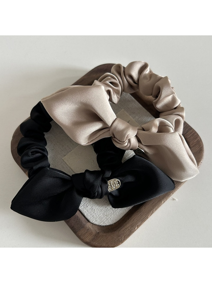 Gifty - Vintage Satin Bow Detail Hair Tie