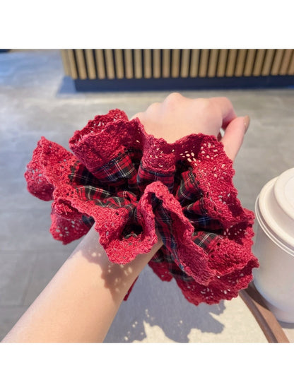 Gifty - Autumn/Winter Red Voluminous Scrunchie