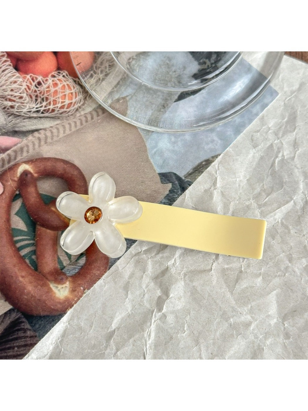 Beau - Solid Color Floral Hair Clip