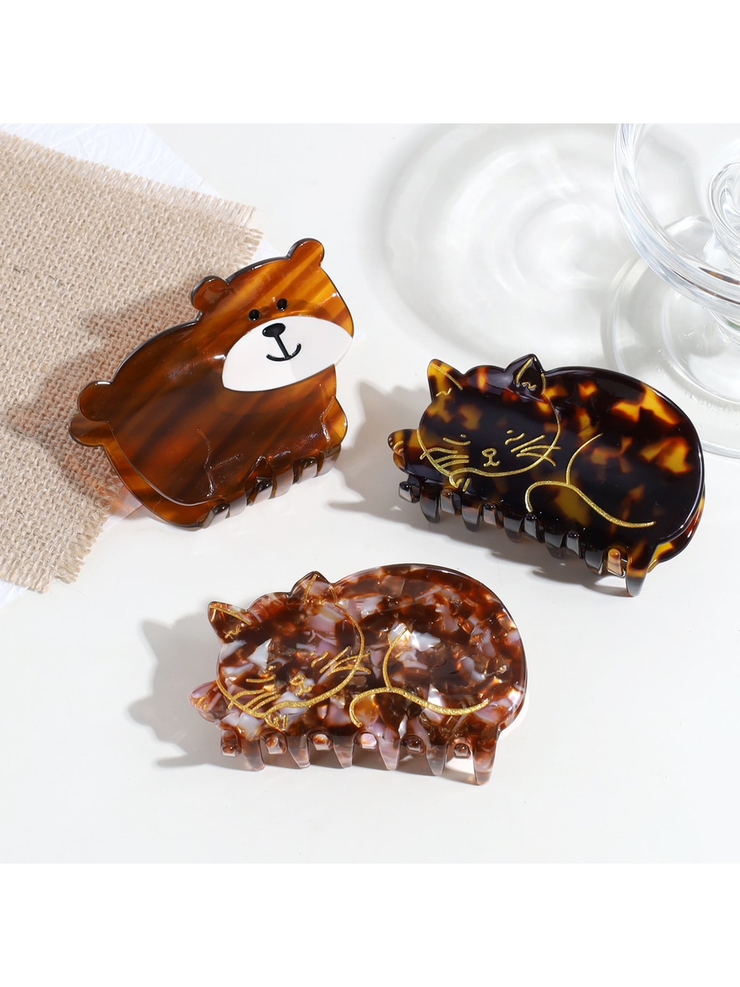 Beau - Glossy Acrylic Animal Design Hair Claw Clip