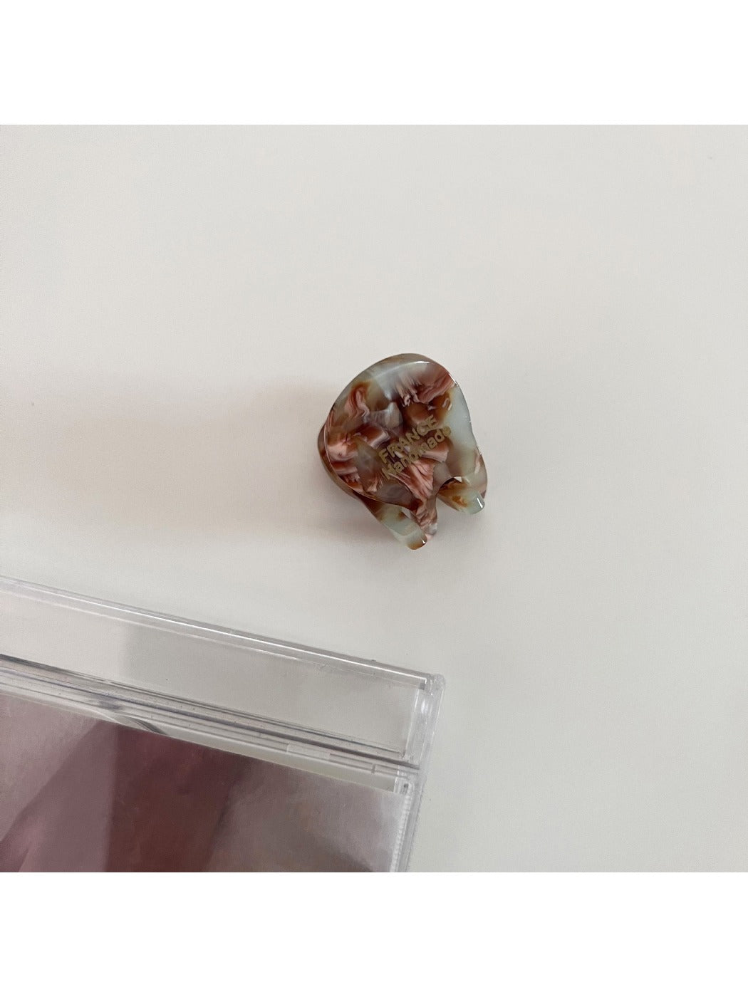 Beau - Mini Octopus Shaped Hair Claw Clip