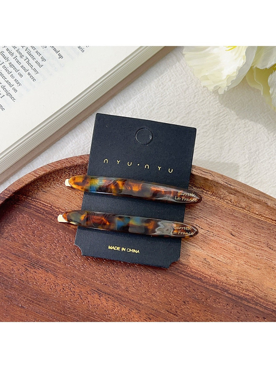 Beau - Beautiful Oval Acetate Hair Clip