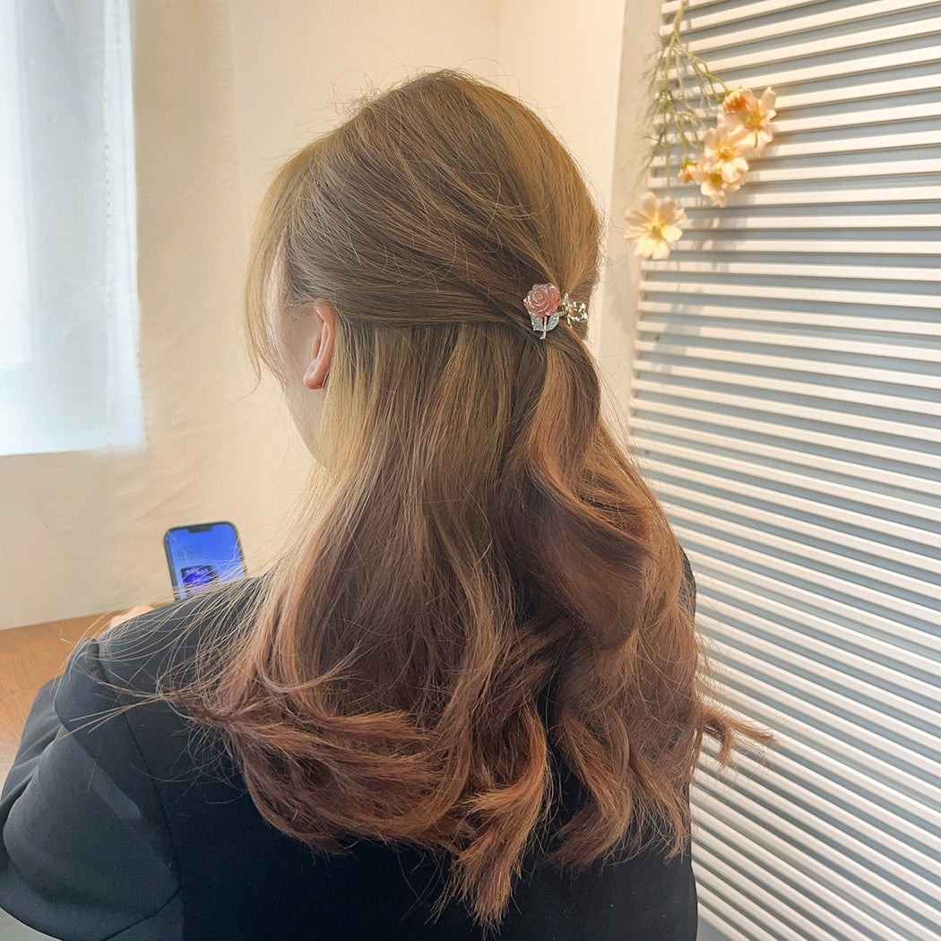 Beau - Mini Glitter Rose Design Claw Clip