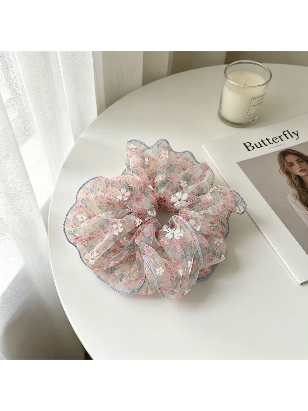 Gifty - Sweet Floral Print Mesh Trim Scrunchie