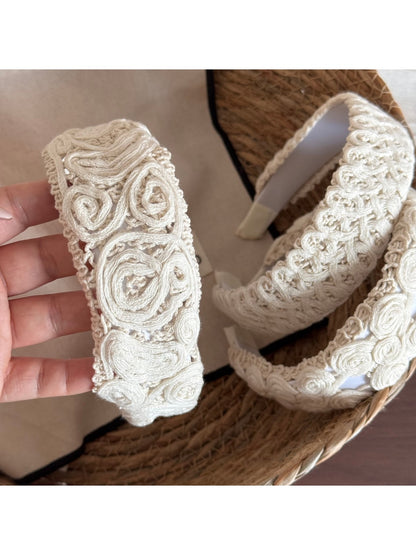 Gifty - Wide Floral and Irregular Texture Headband