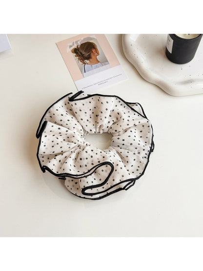 Gifty - Four Layer Wave Dot Hair Circle