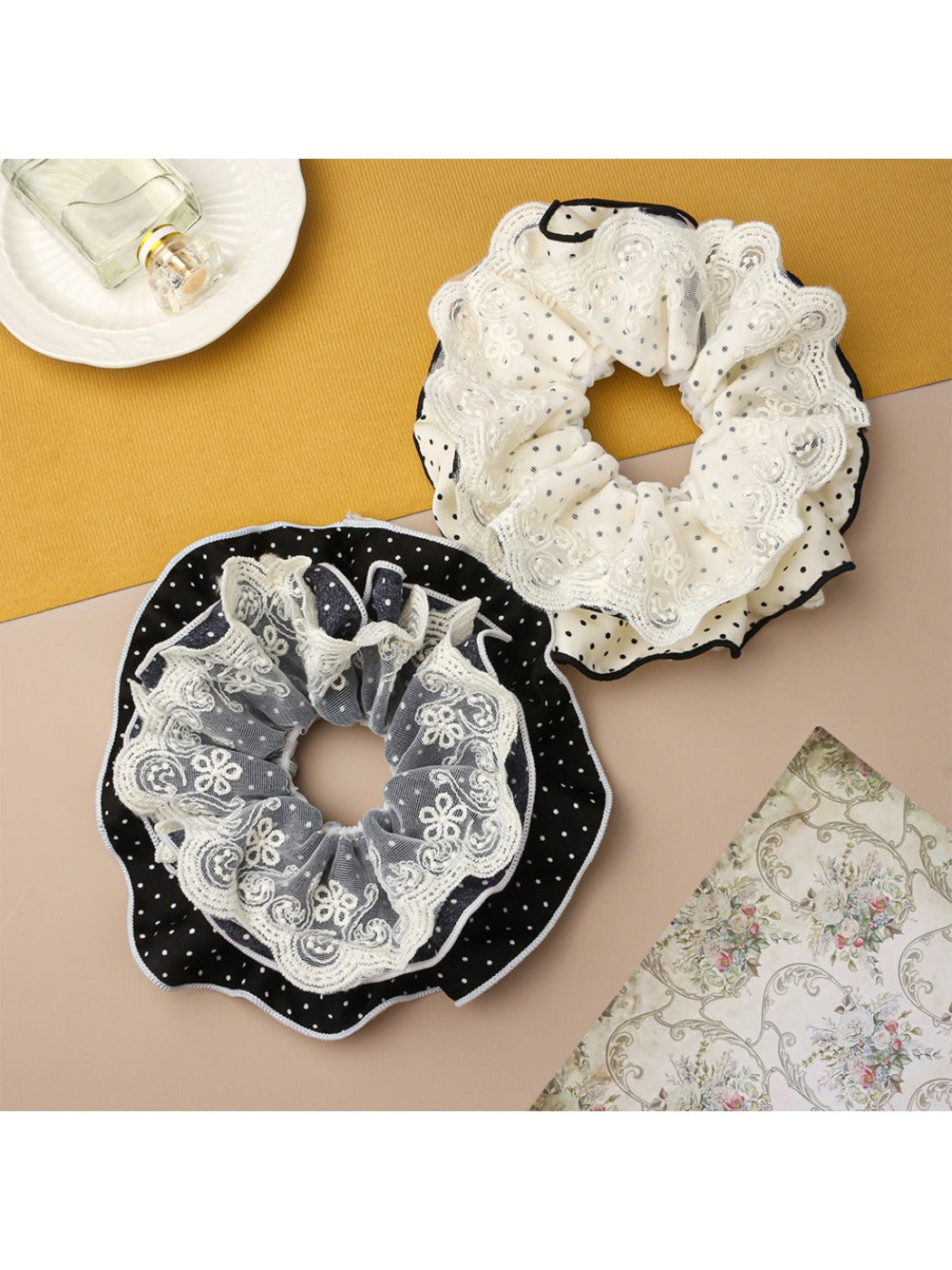 Gifty - Sophisticated Lace Hair Accessories