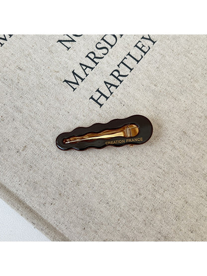 Beau - Elegant Wavy Oval Hair Clip