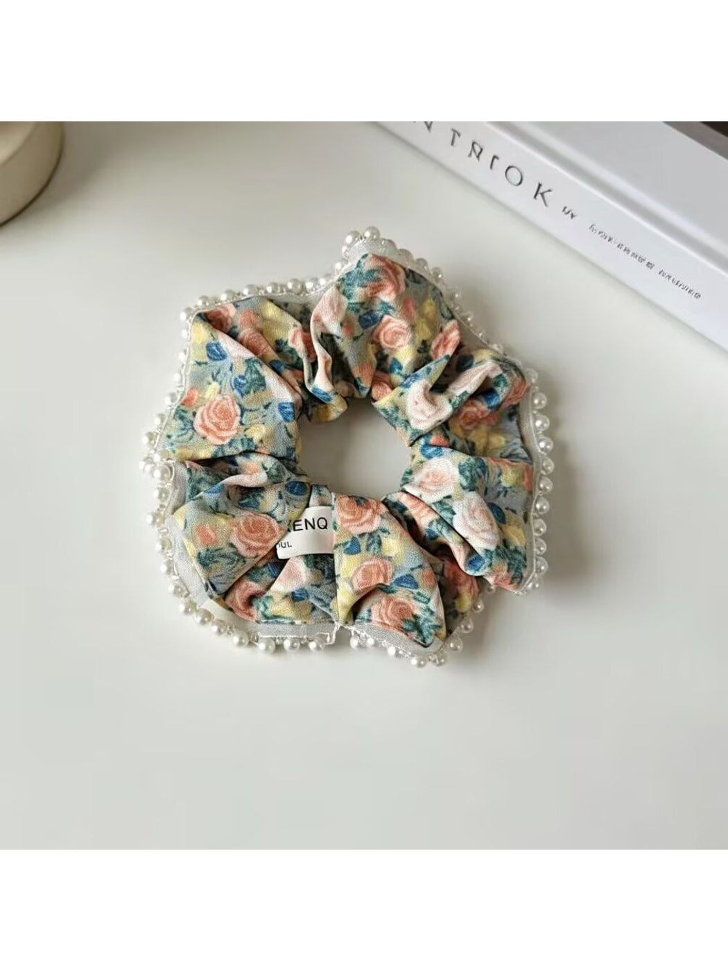Gifty - Polyester Floral Ruffled Fabric Hair Scrunchie