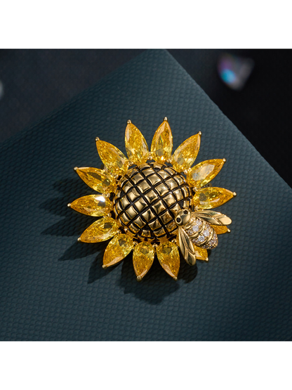 Brovia - Textured Sunflower Alloy Fashion Brooch