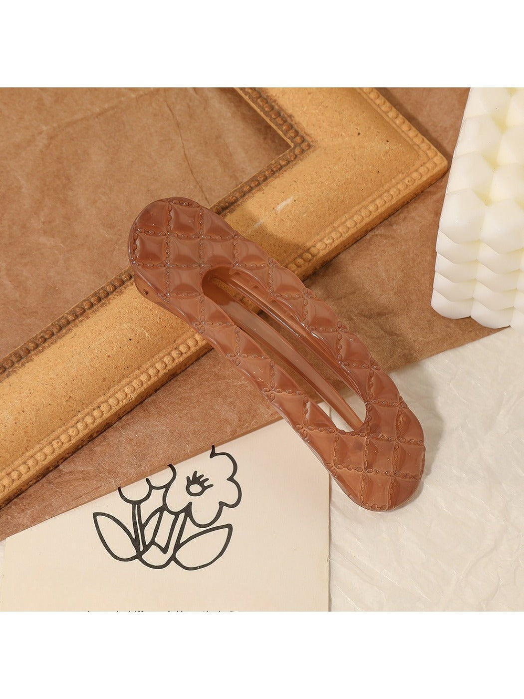Beau - Beautiful Shiny Hair Clip