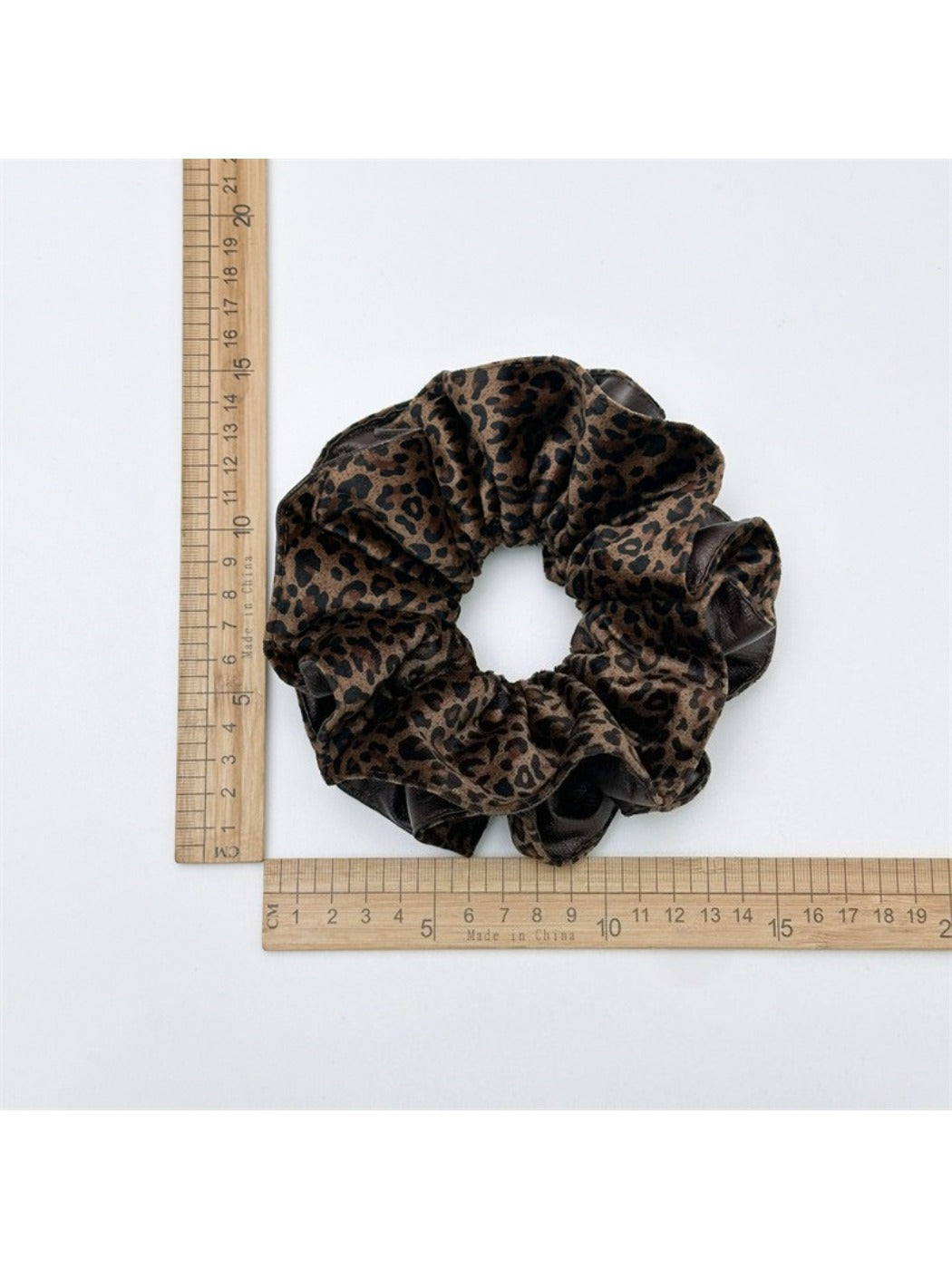 Gifty - Vintage Leopard Print Hair Ties