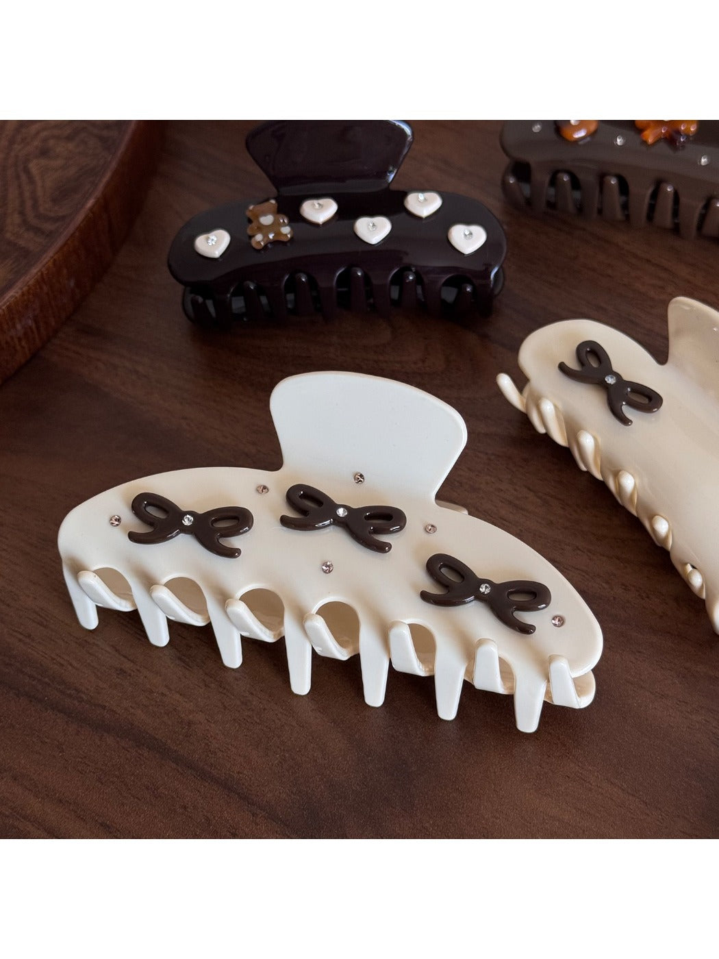 Beau - Go-With-Anything Bow Clip