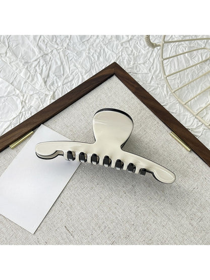 Beau - Minimalist X Shaped Hair Claw Clip