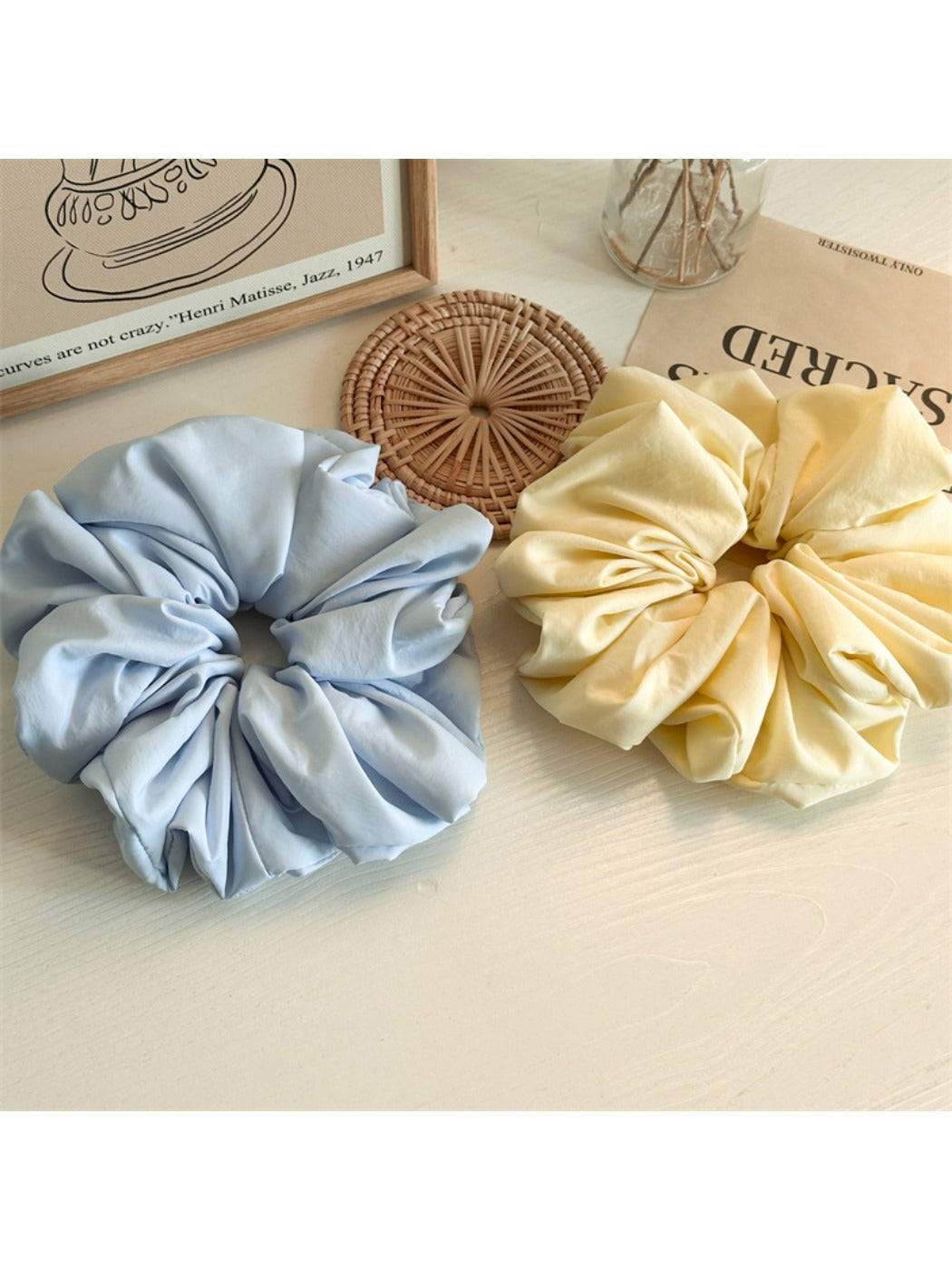 Gifty - Soft Cloud Hair Scrunchie