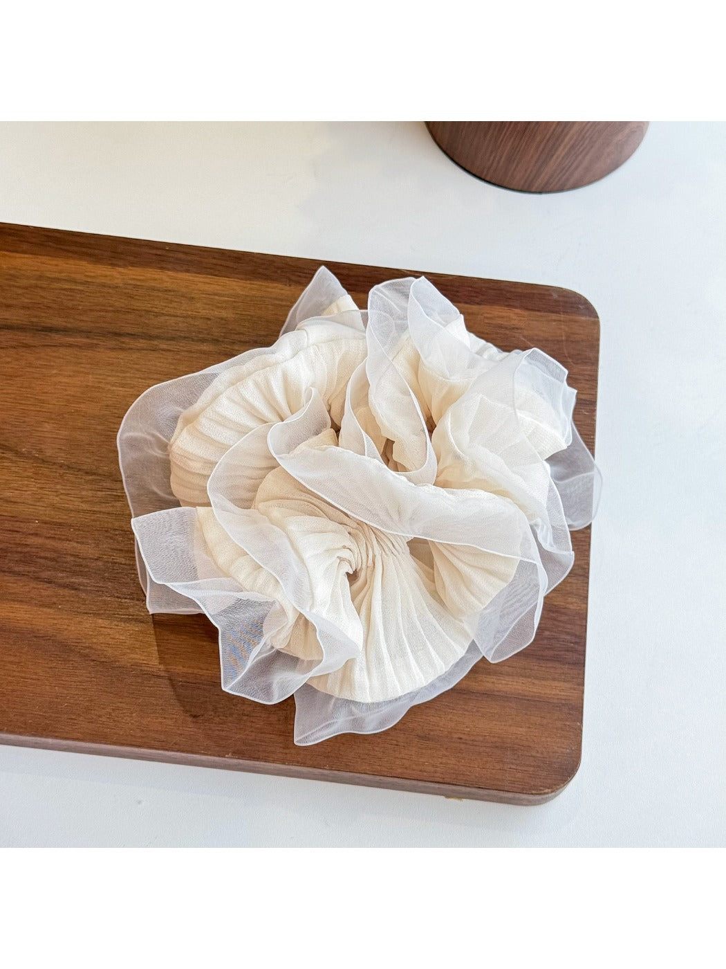 Gifty - Sheer Mesh Scrunchie Elegant Ruffle Hair Tie