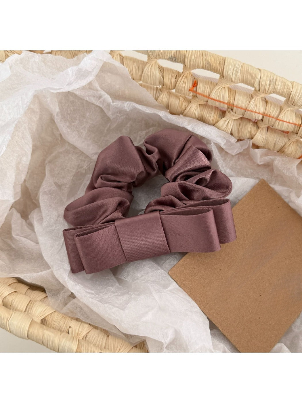 Gifty - Bow Detail Satin Scrunchie
