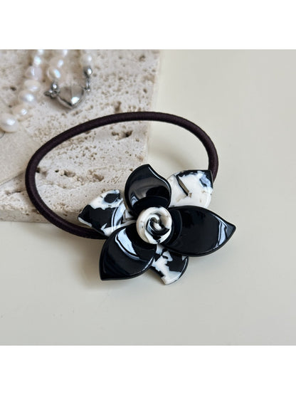 Gifty - Elegant Rose-Shaped Hair Tie