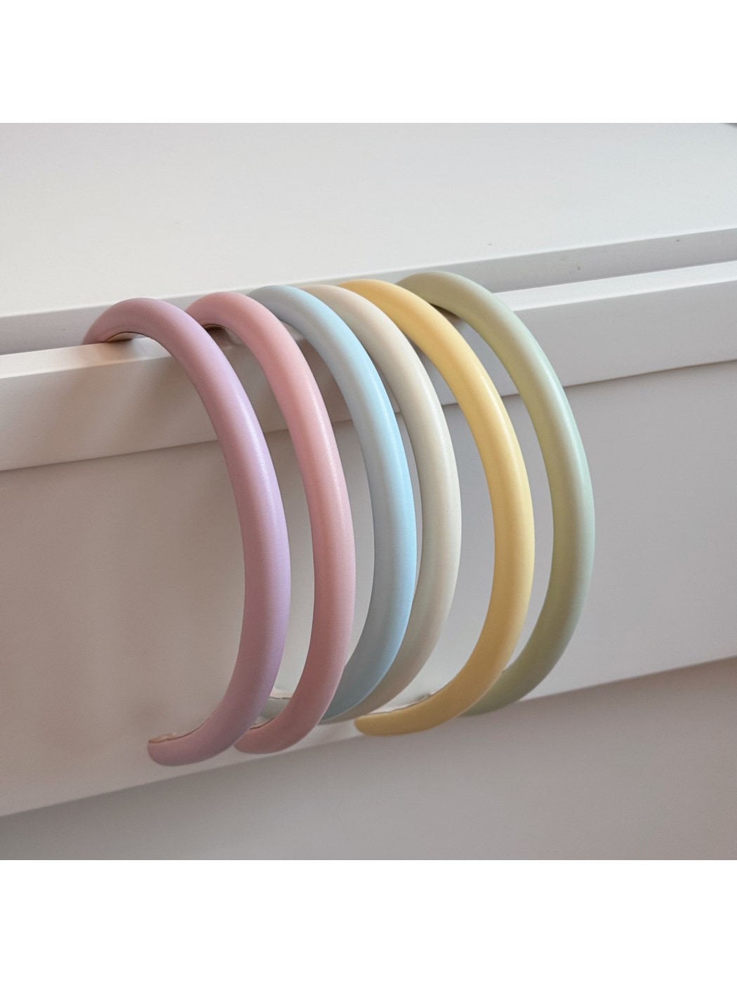 Gifty - Simple Irregular Edge PU Leather Headband