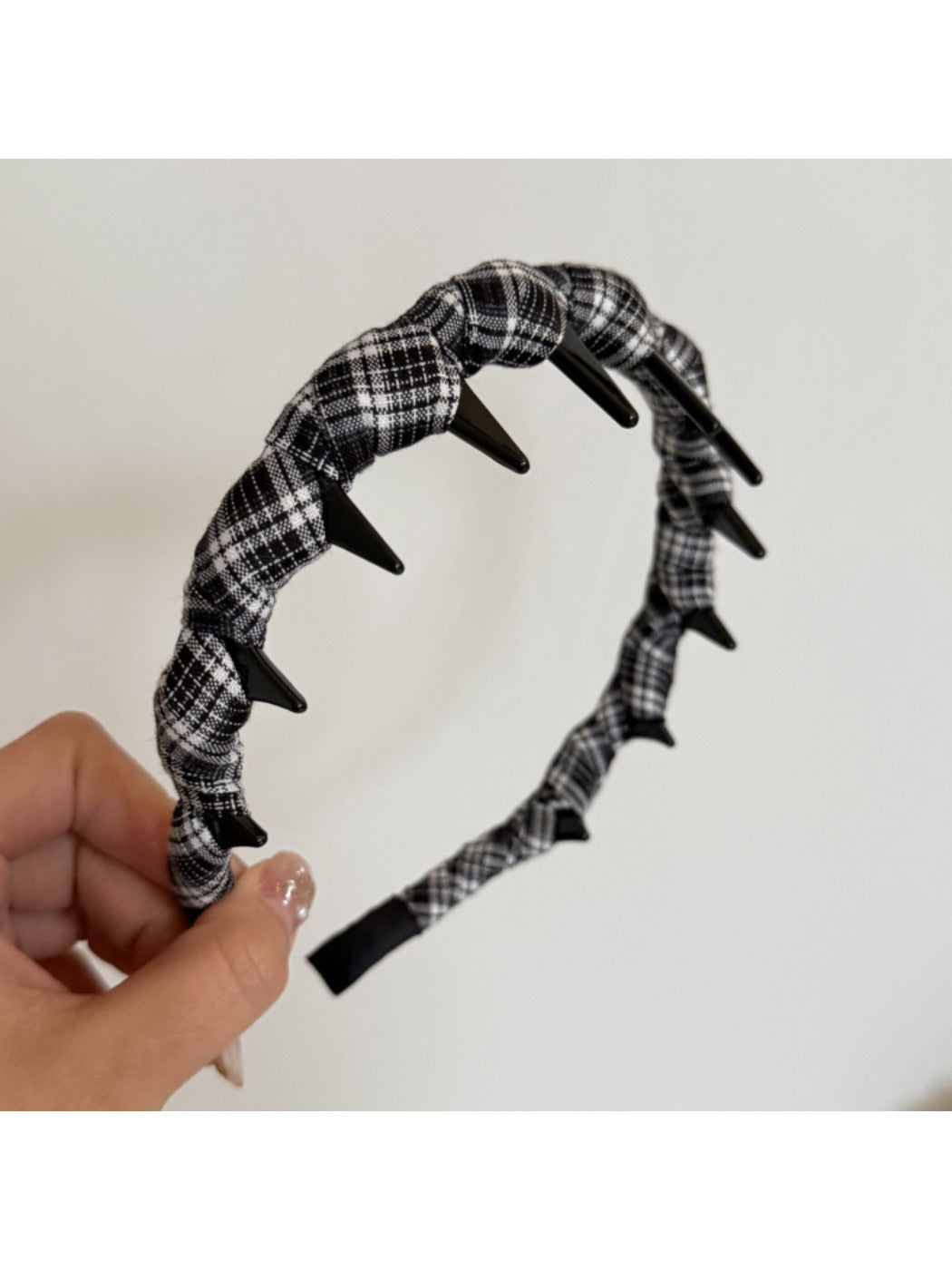 Gifty - Minimalist Plaid Long Tooth Headband