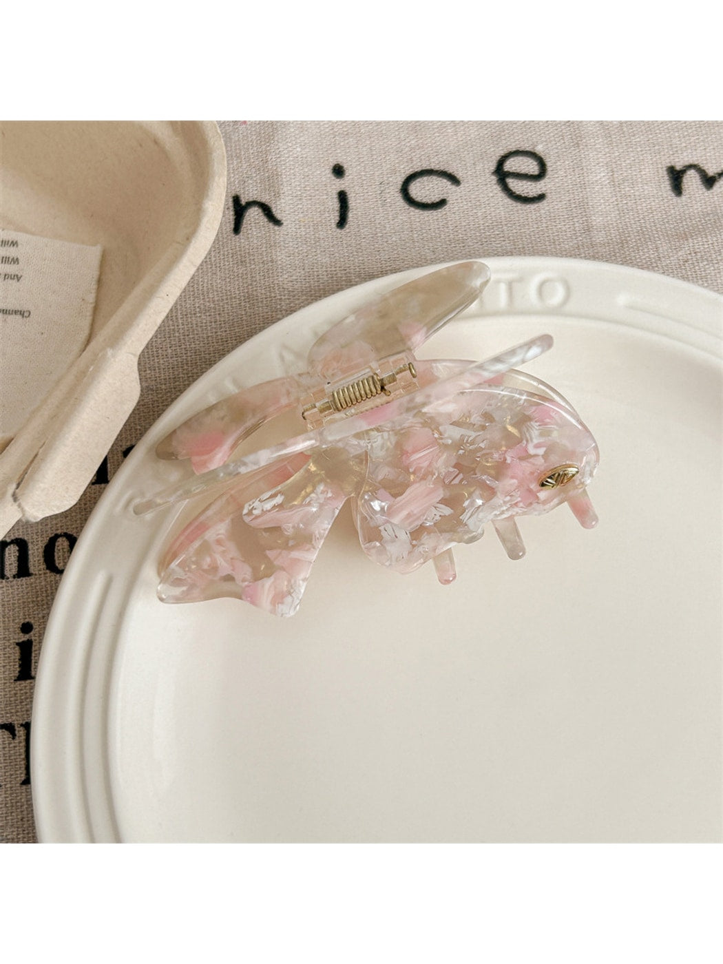 Beau - Sweet Style Butterfly Shape Hair Styling Claw Clip