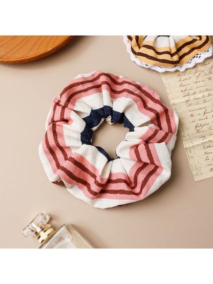 Gifty - Striped Lace Trim Scrunchie