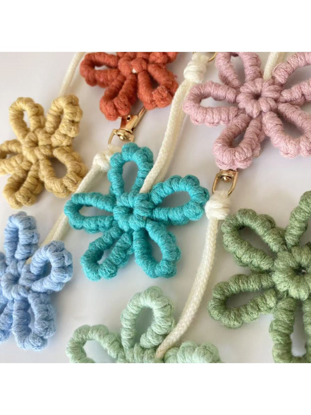 Keypus - Flower Keychain Minimalist Cute Floral Accessory