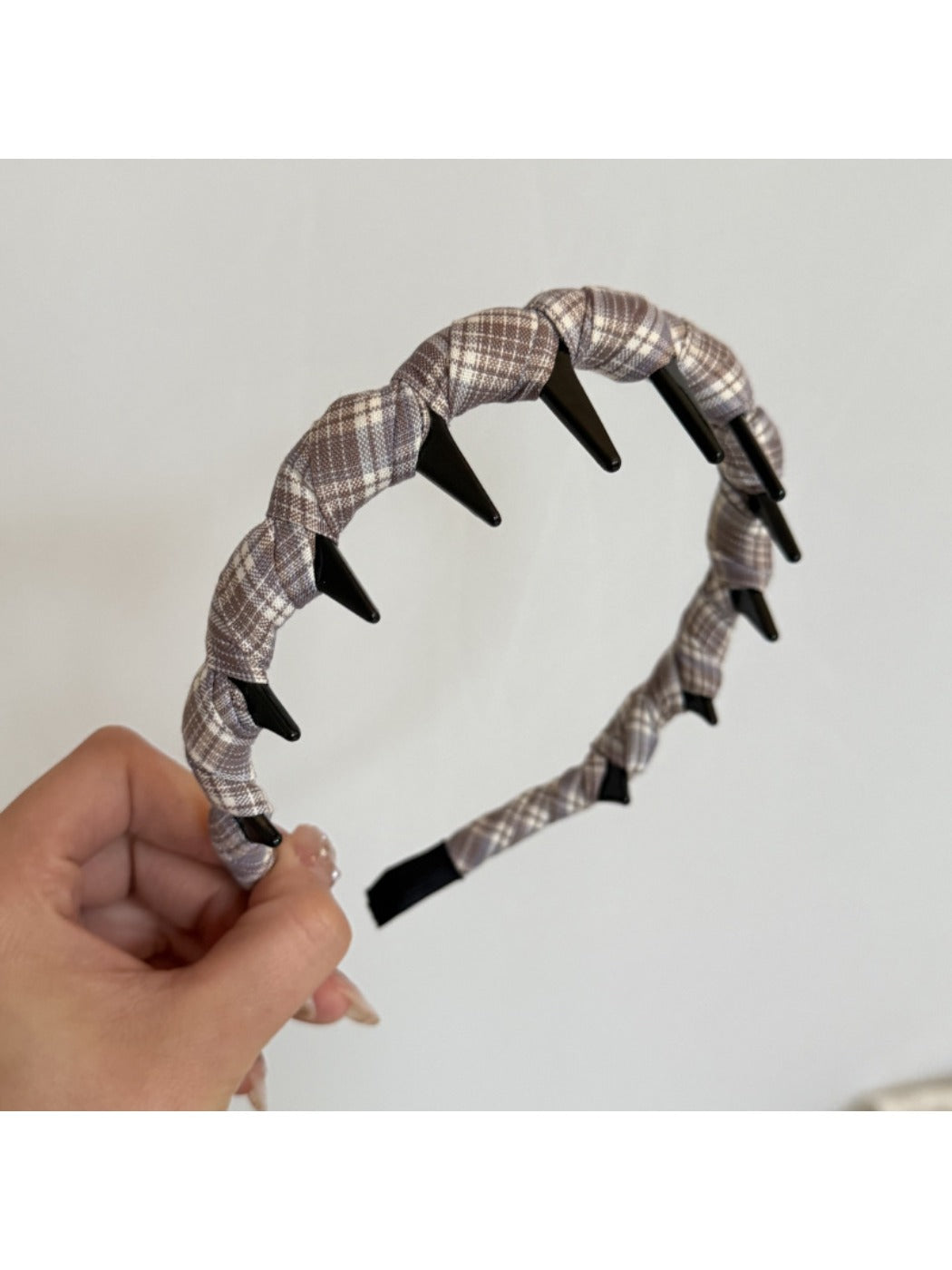 Gifty - Minimalist Plaid Long Tooth Headband