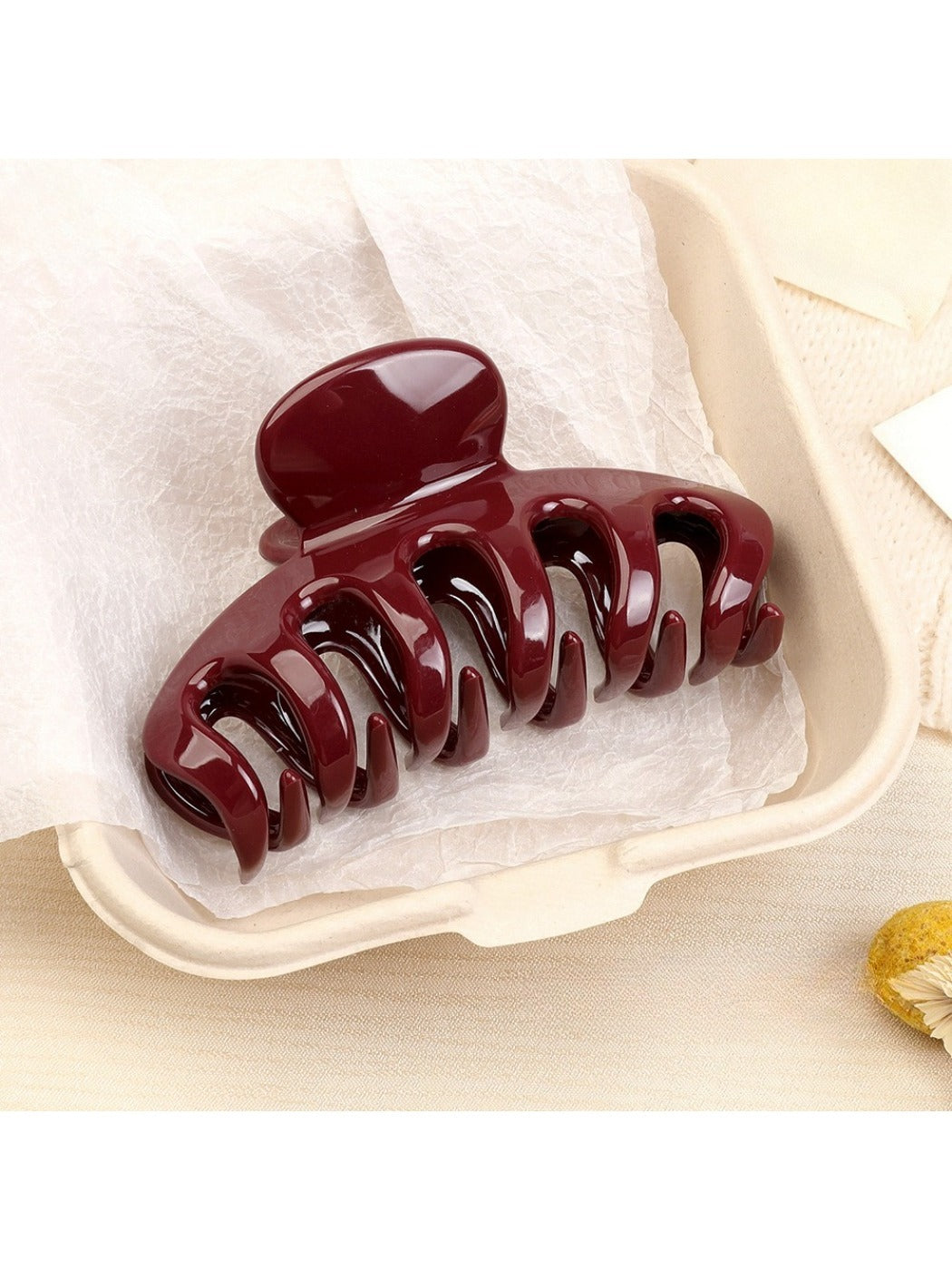 Beau - Solid Color Pumpkin Shaped Claw Clip