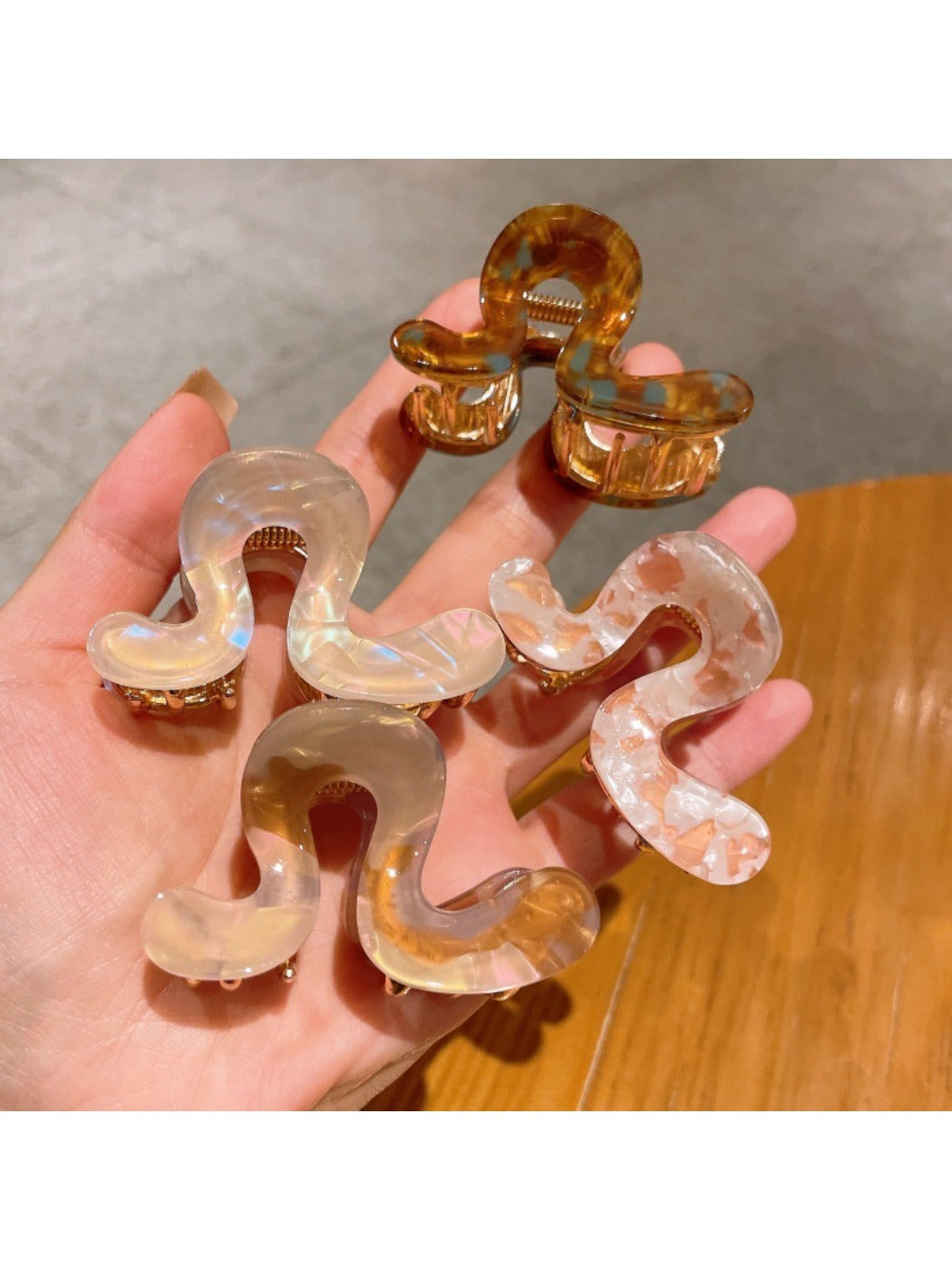 Beau - Spring Summer Geometric Hair Claw Clip