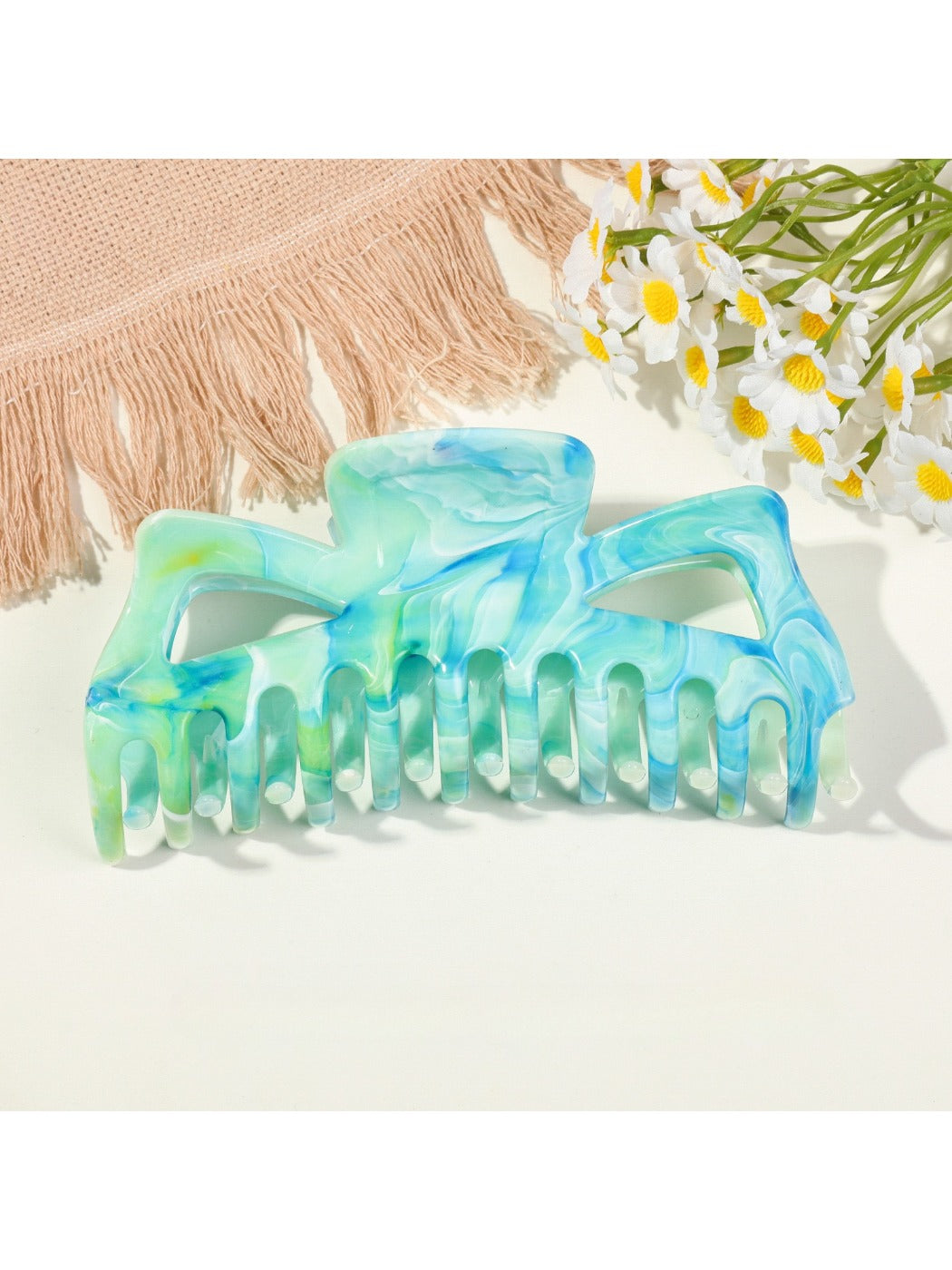 Beau - Elegant Marble-Patterned Shark Hairpin