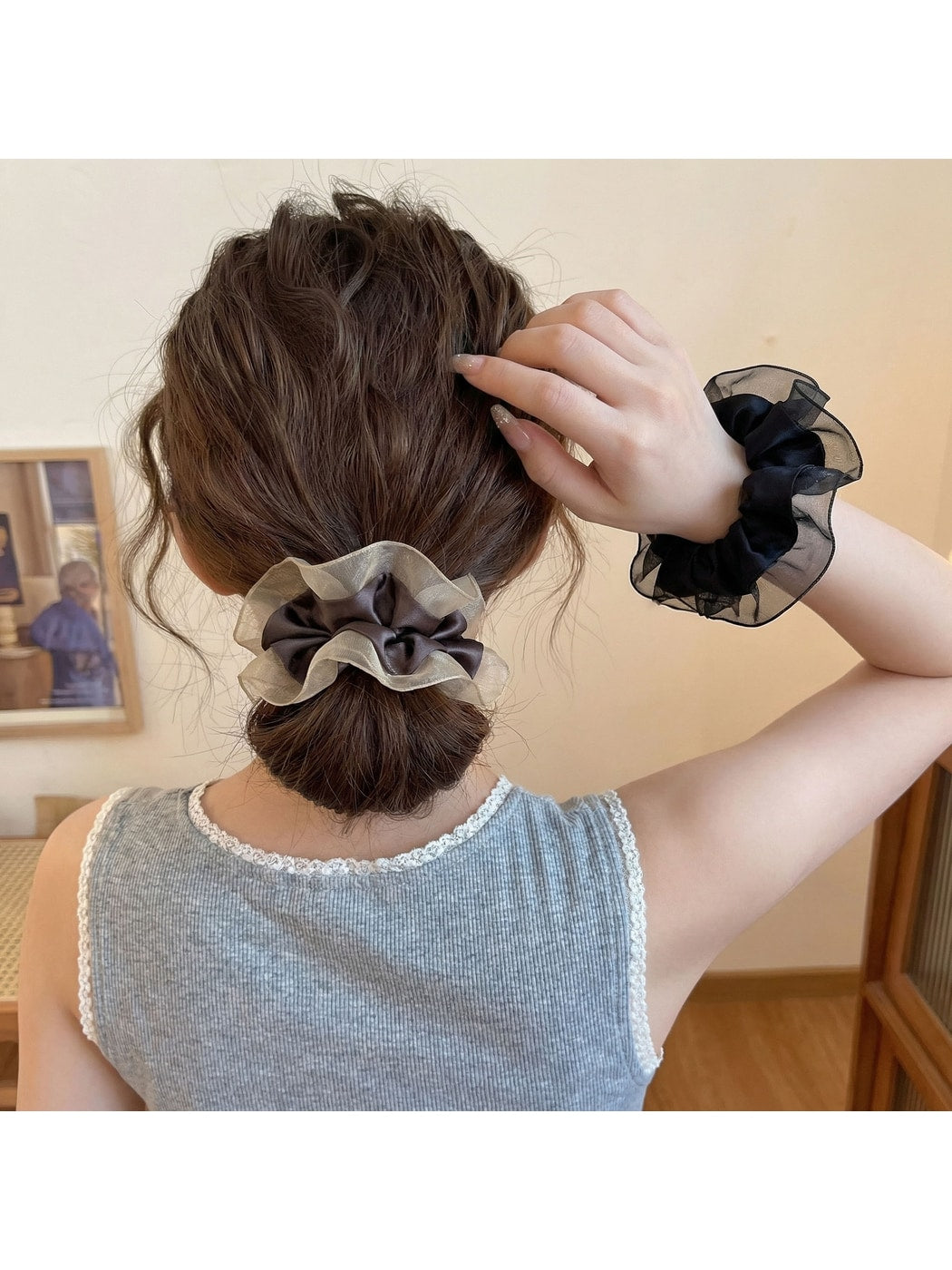 Gifty - Ruffle Mesh Fabric Bow Detail Scrunchie
