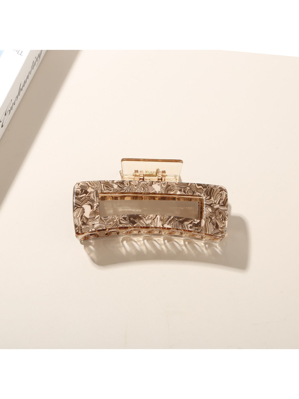 Beau - Vintage Geometric Claw Clip