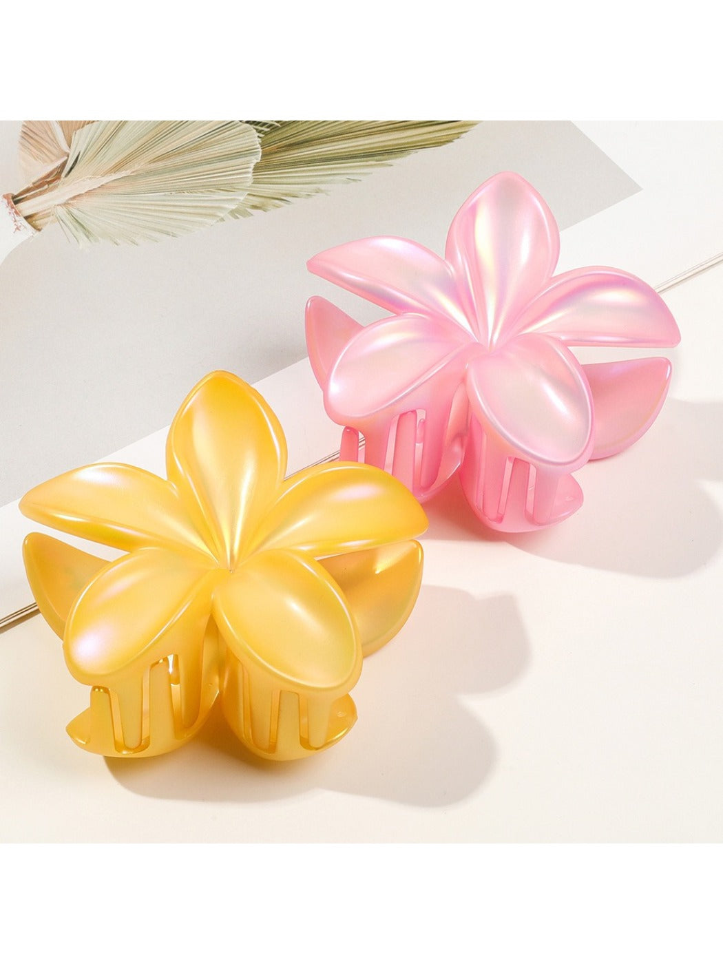 Beau - Elegant Plumeria Hair Claw Clip