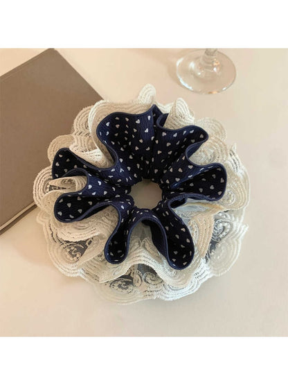Gifty - Navy Heart Lace Scrunchie Hair Tie