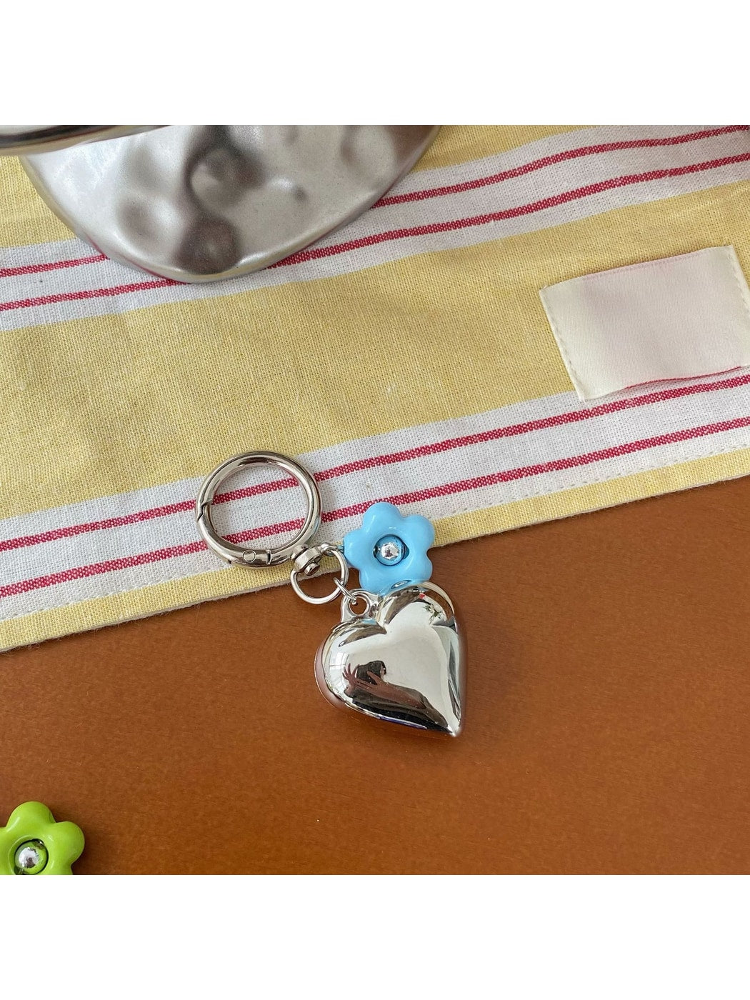 Keypus - Alloy Heart and Flower Bag Hanging Keychain