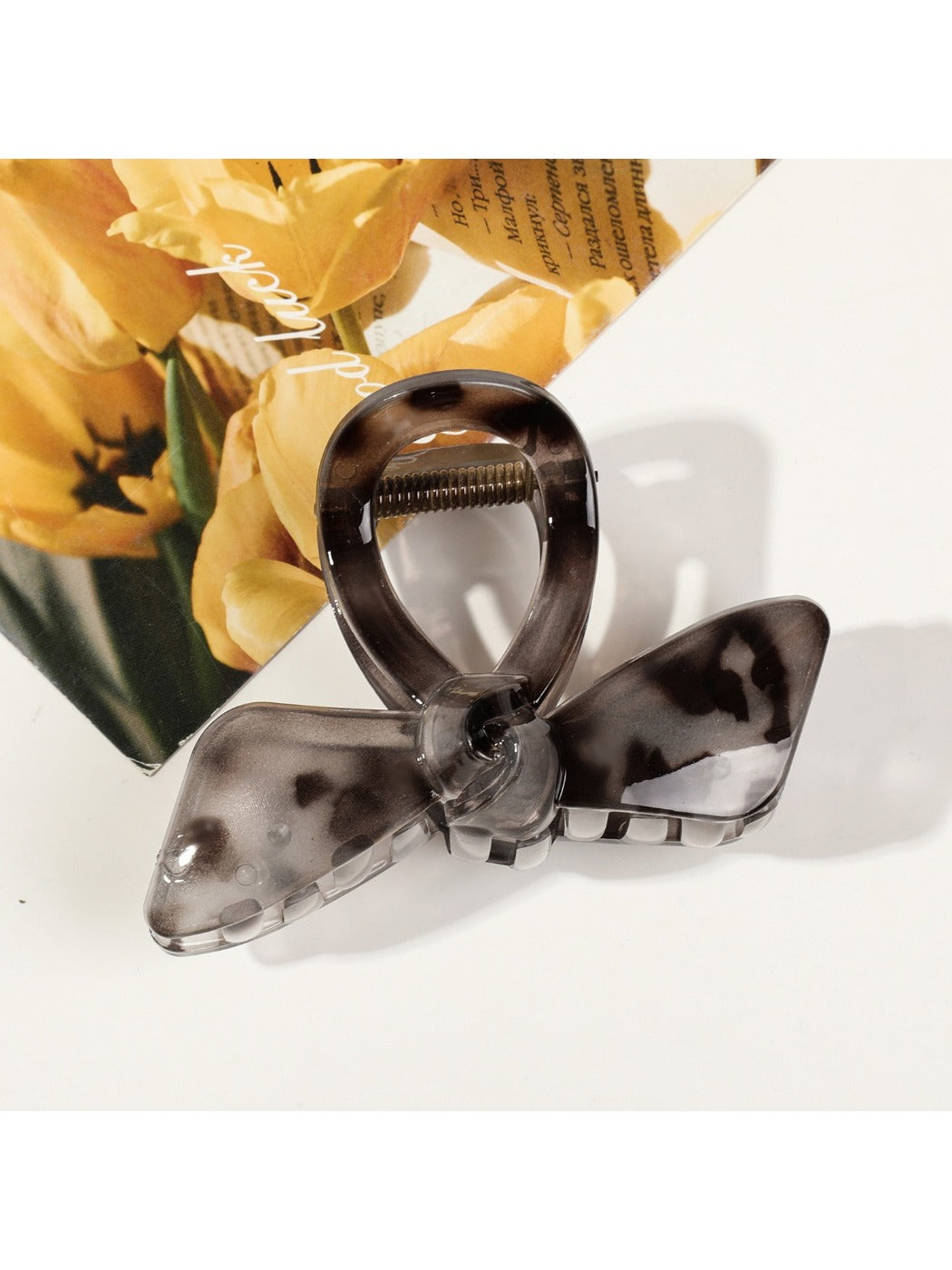 Beau - Leopard Print Bow Claw Clip