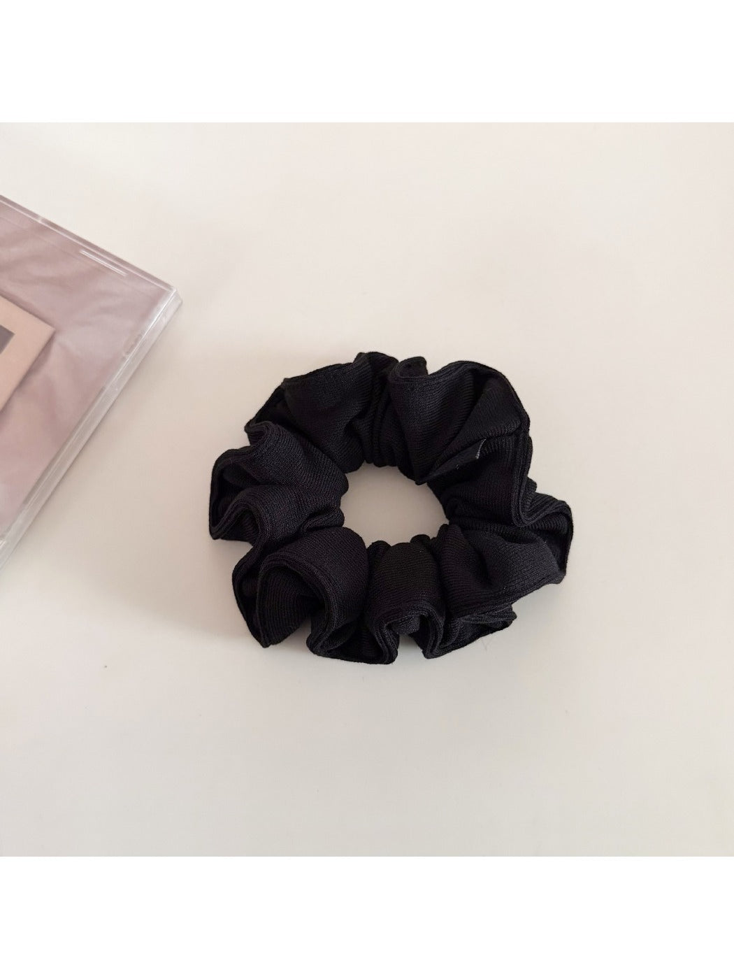 Gifty - Soft Versatile Knitted Scrunchie