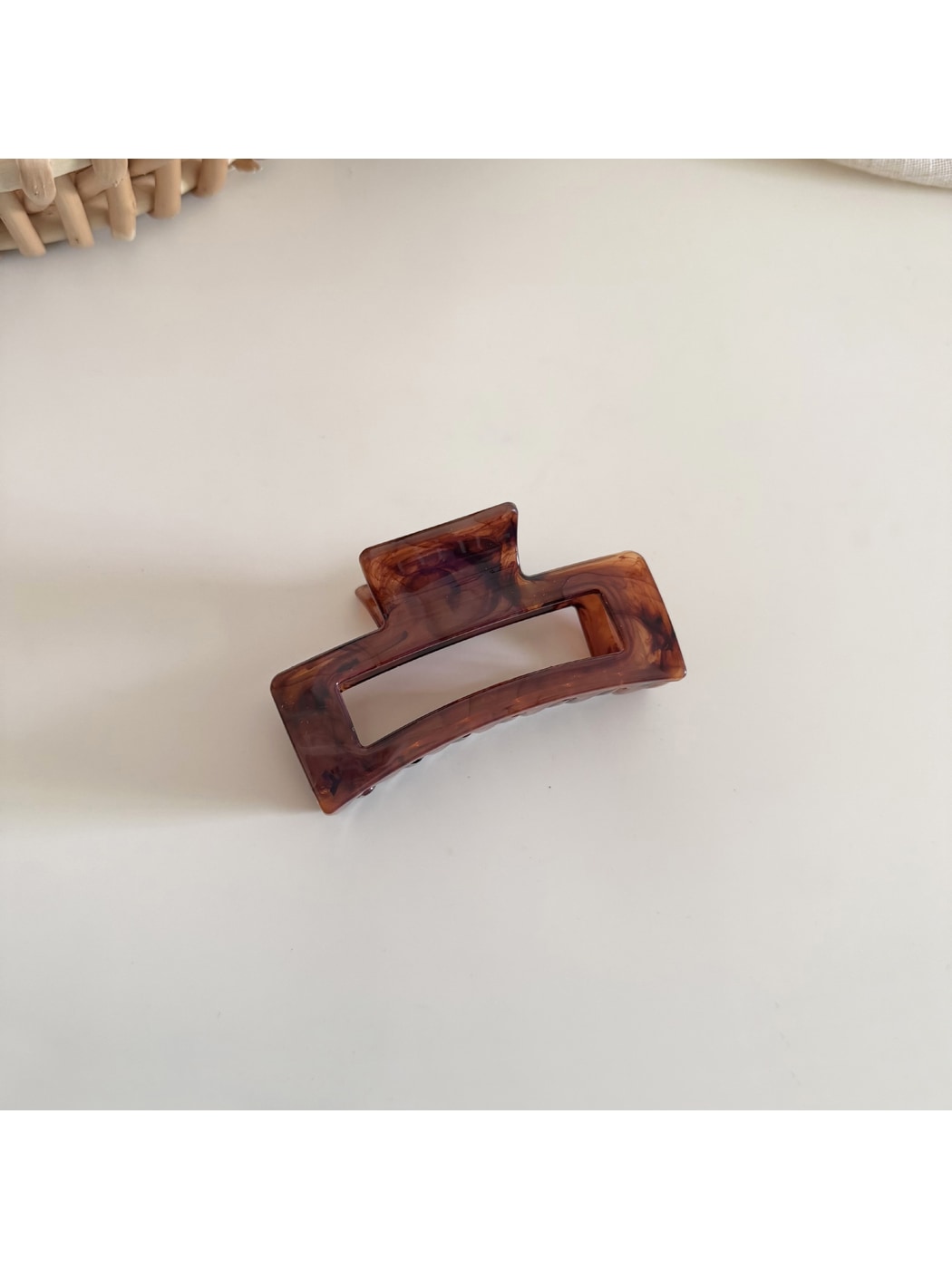 Beau - Simple Geometric Plastic Claw Clip